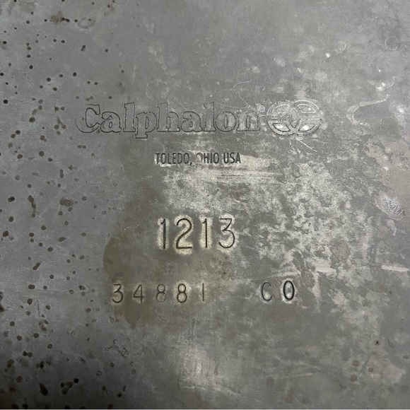 Calphalon 1213 13” Commercial Anodized Aluminum Non-Stick Skillet Griddle Pizza - Picture 9 of 10